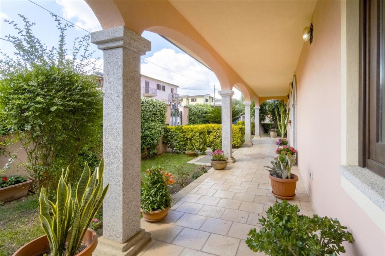 Villa La Maison D'Anna Maria - Lt - Pms Casevacanze أولبيا المظهر الخارجي الصورة